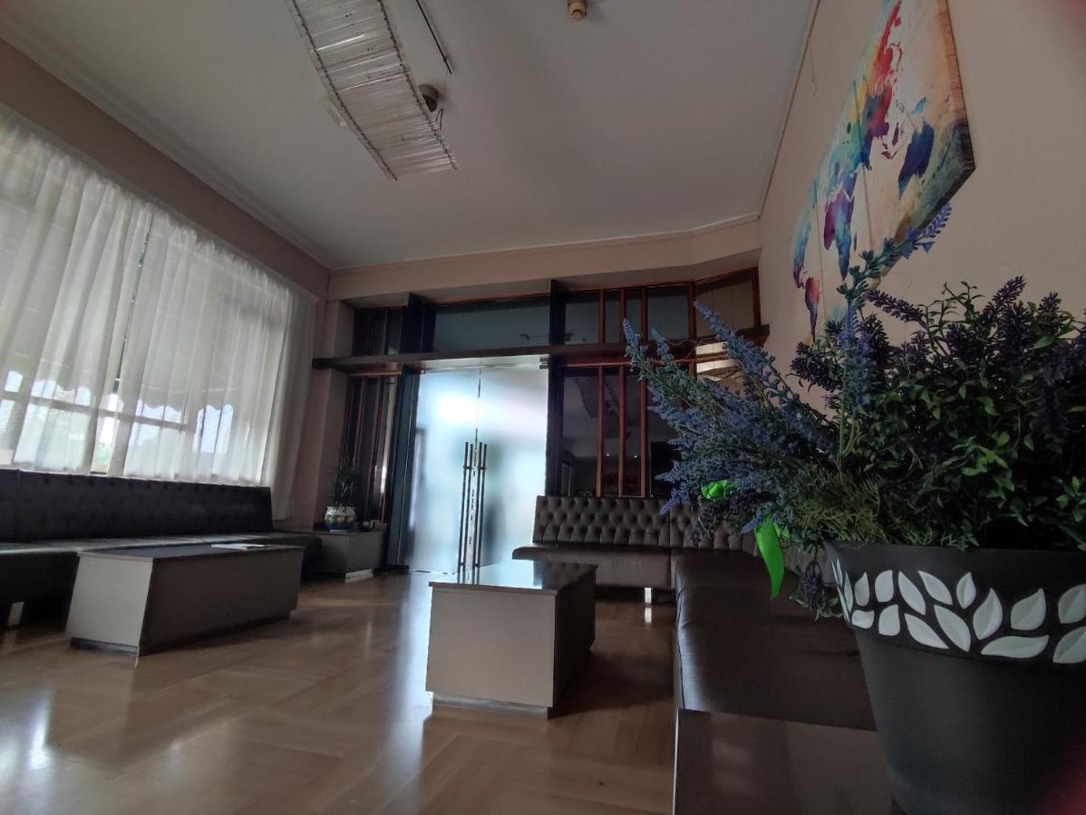 Hotel Industria Брешия Экстерьер фото